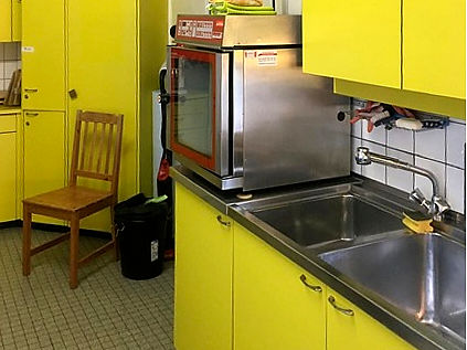 Vorheraufnahme der Küchengeräte vor der Renovation